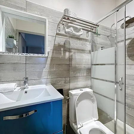 アパート 3 , Balneo, Pour 10 Personnes Maison Thermale